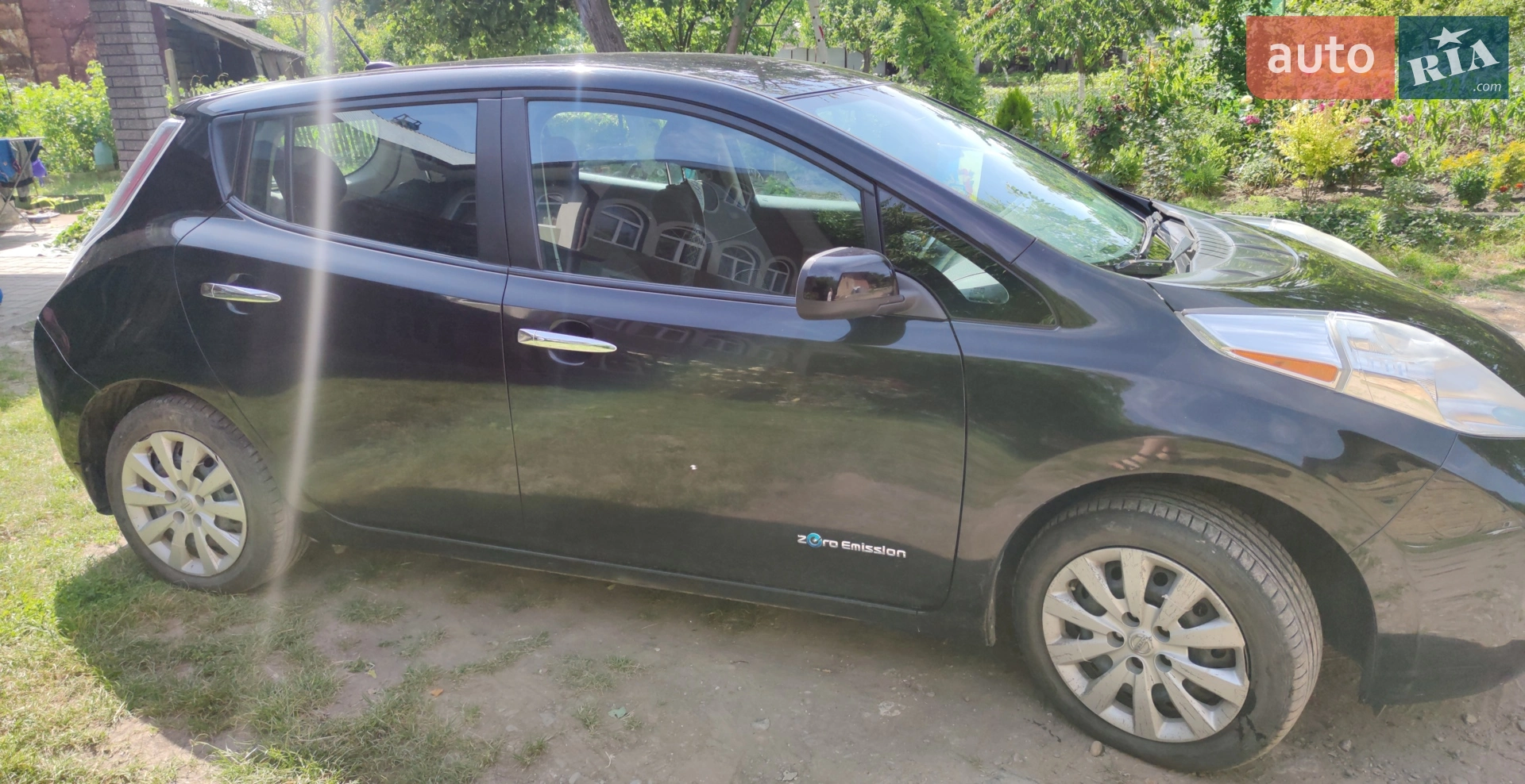 2015 Nissan Leaf - мініатюра 4