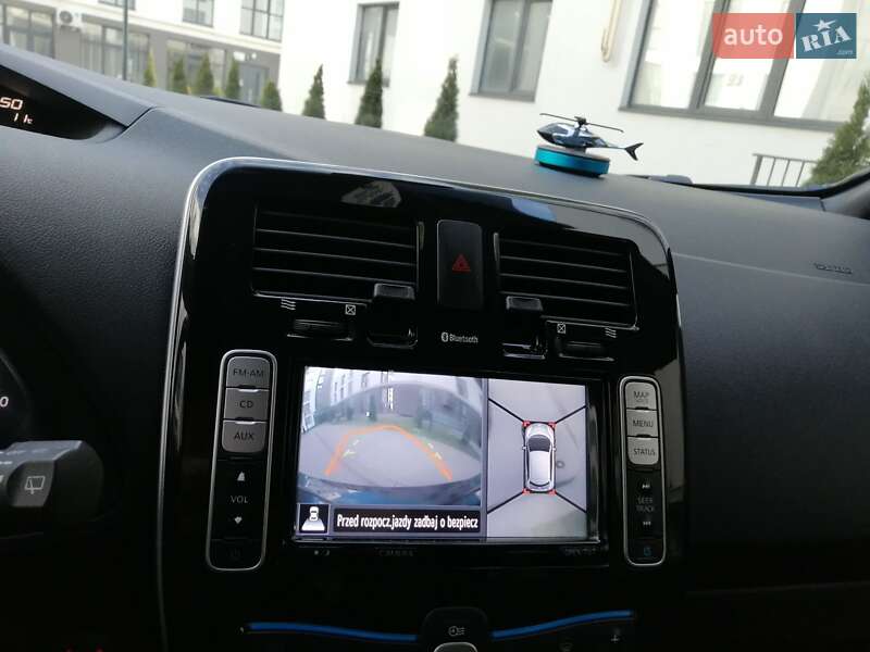 Хетчбек Nissan Leaf 2013 в Львові