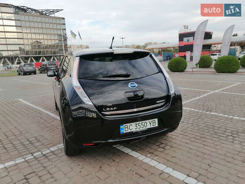 Хетчбек Nissan Leaf 2013 в Львові