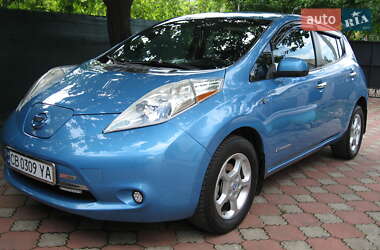Хэтчбек Nissan Leaf 2013 в Прилуках