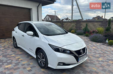 Хетчбек Nissan Leaf 2018 в Житомирі
