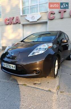 Хетчбек Nissan Leaf 2015 в Харкові