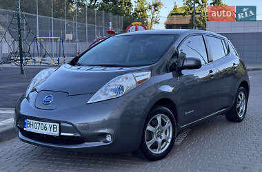 Хэтчбек Nissan Leaf 2017 в Одессе