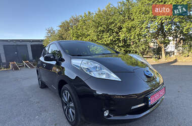 Хэтчбек Nissan Leaf 2015 в Тернополе