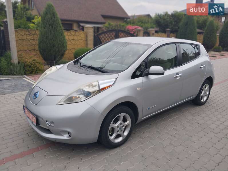 Nissan Leaf 2011