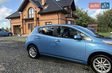 Хетчбек Nissan Leaf 2013 в 