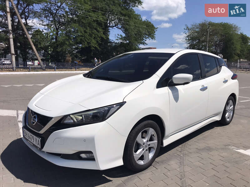 Хэтчбек Nissan Leaf 2020 в Одессе