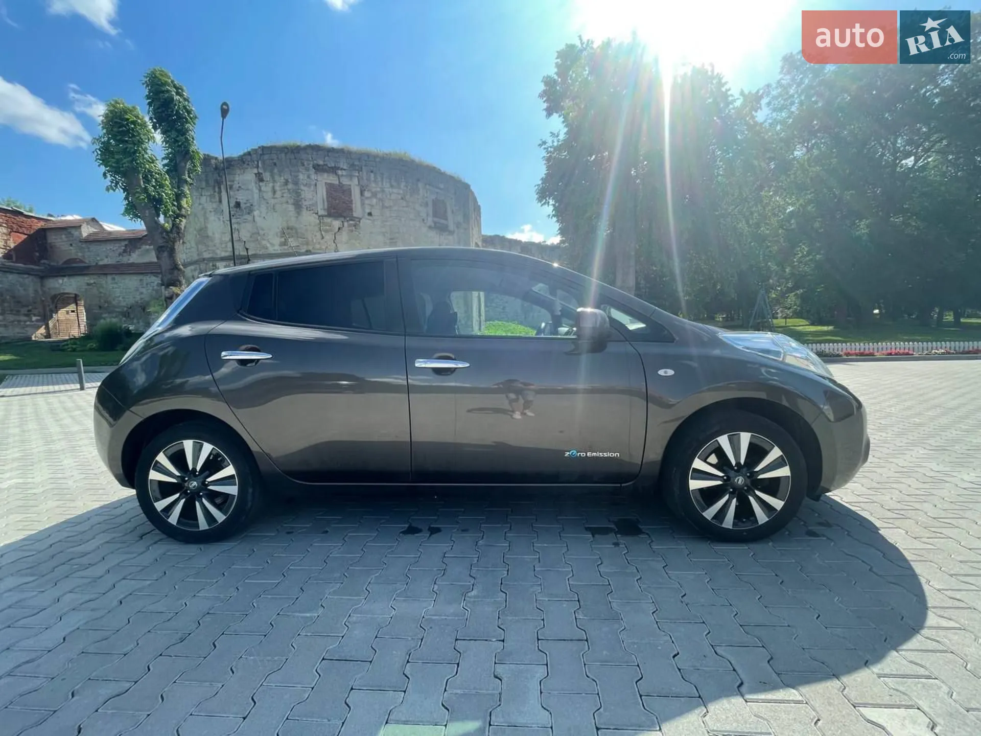 2016 Nissan Leaf - мініатюра 20