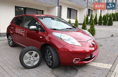 Хэтчбек Nissan Leaf 2014 в Черновцах