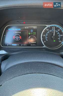 Хетчбек Nissan Leaf 2018 в Києві