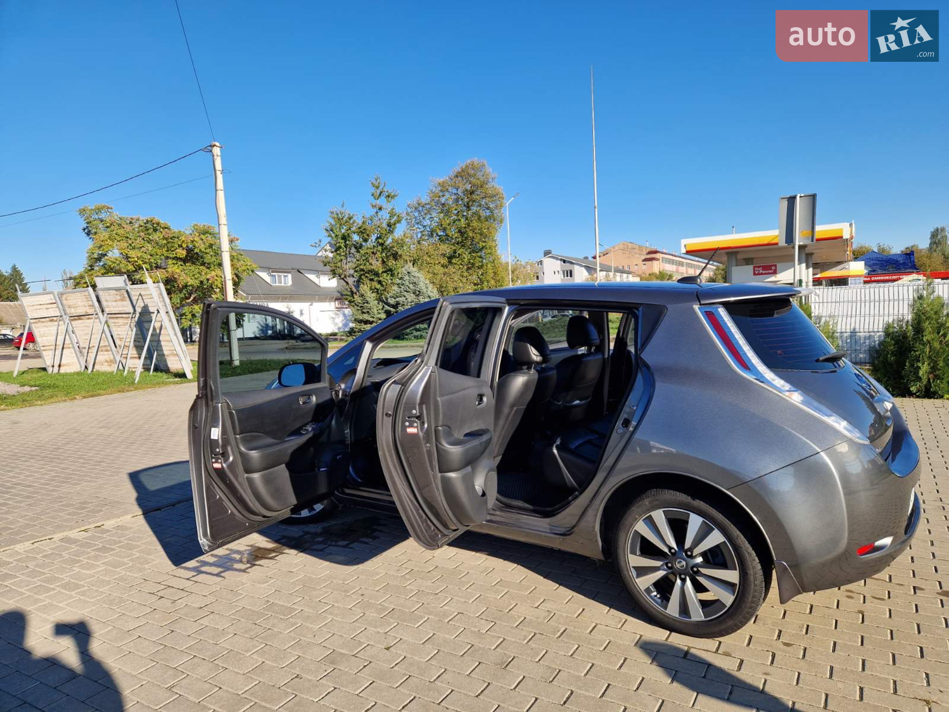 2017 Nissan Leaf - мініатюра 13