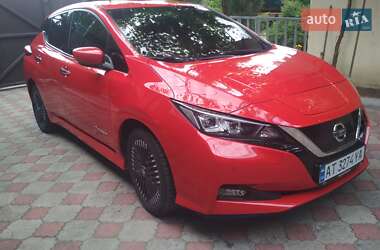 Хэтчбек Nissan Leaf 2019 в Днепре