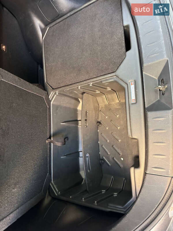 Хэтчбек Nissan Leaf 2014 в Тернополе