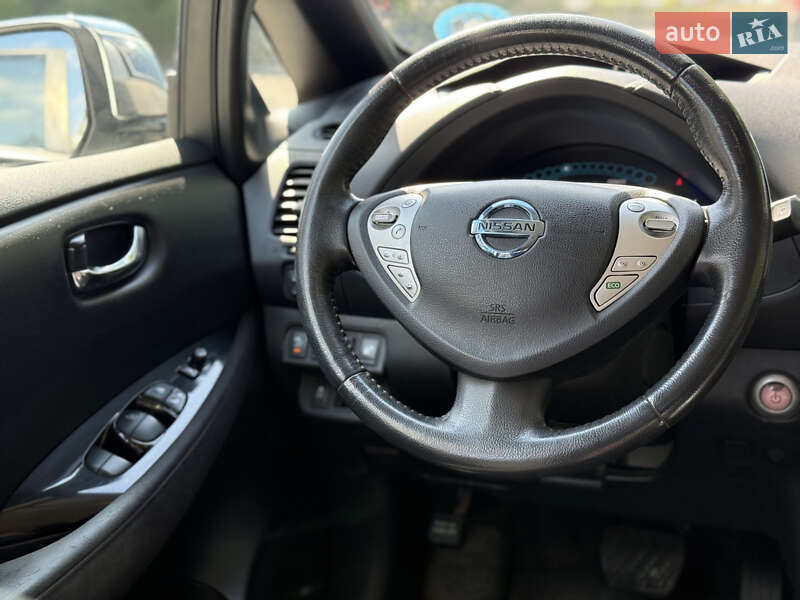 Хетчбек Nissan Leaf 2014 в Тернополі