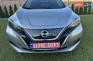 Хетчбек Nissan Leaf 2020 в 