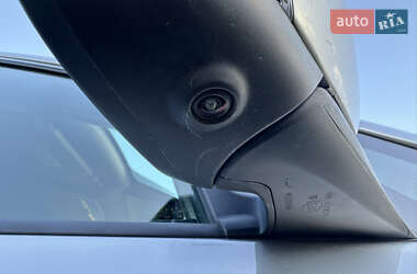 Хетчбек Nissan Leaf 2020 в 