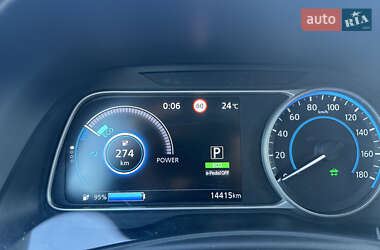 Хетчбек Nissan Leaf 2020 в 