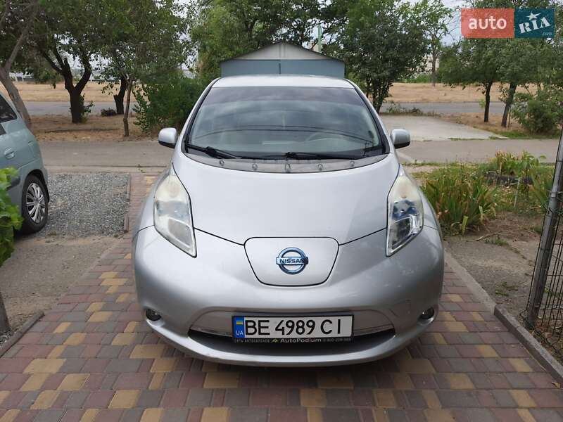 Nissan Leaf 2012