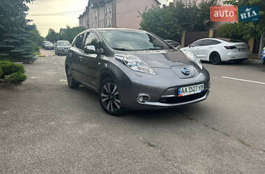 Хетчбек Nissan Leaf 2016 в Святопетрівське