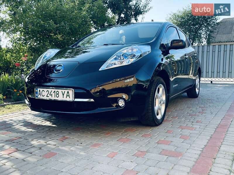 Хетчбек Nissan Leaf 2012 в Любомлі