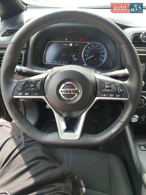 Хэтчбек Nissan Leaf 2022 в Виннице