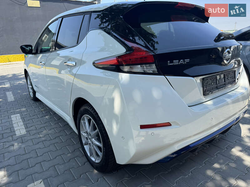 Хэтчбек Nissan Leaf 2018 в Одессе