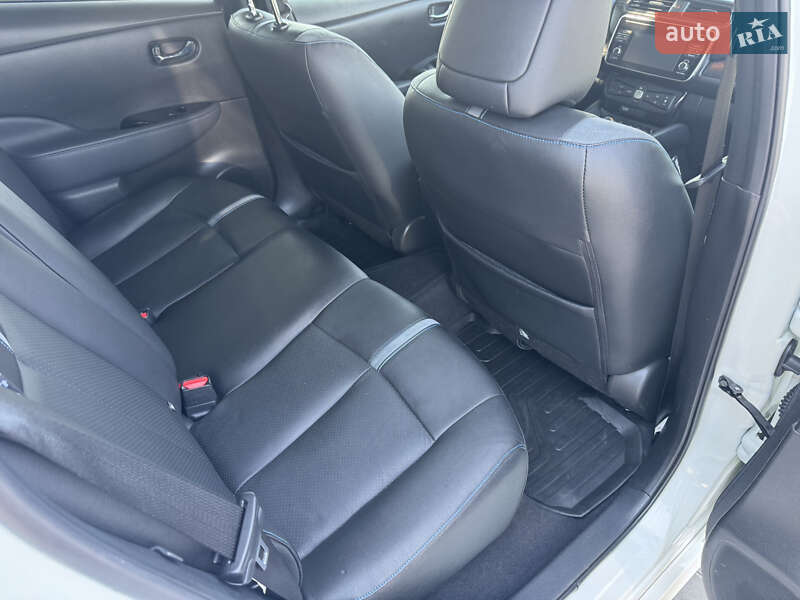 Хэтчбек Nissan Leaf 2018 в Одессе