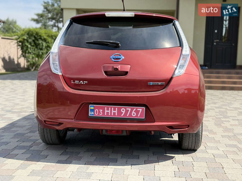 Хетчбек Nissan Leaf 2012 в Івано-Франківську