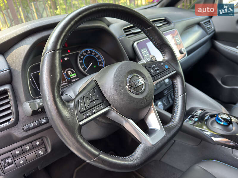 Хэтчбек Nissan Leaf 2020 в Ровно