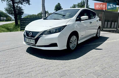 Хэтчбек Nissan Leaf 2019 в Сваляве