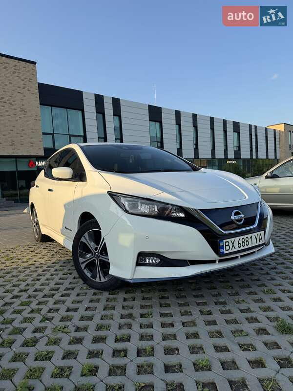 Хетчбек Nissan Leaf 2021 в Хмельницькому
