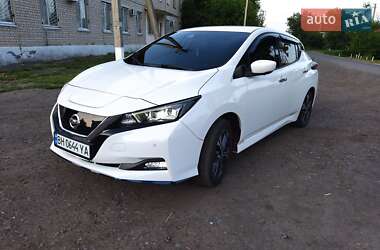 Хэтчбек Nissan Leaf 2020 в Подольске
