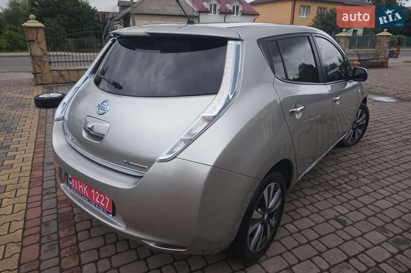 Хетчбек Nissan Leaf 2014 в Самборі