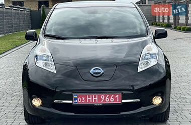 Хэтчбек Nissan Leaf 2015 в 