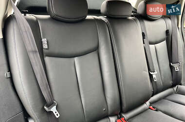 Хэтчбек Nissan Leaf 2015 в 