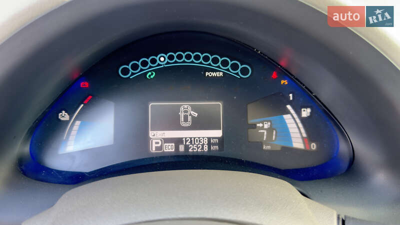 Хэтчбек Nissan Leaf 2013 в Черкассах