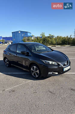Хэтчбек Nissan Leaf 2018 в Ровно
