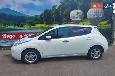 Хэтчбек Nissan Leaf 2016 в Николаеве