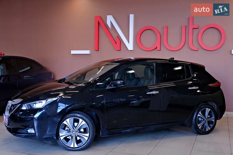 Хетчбек Nissan Leaf 2022 в Одесі
