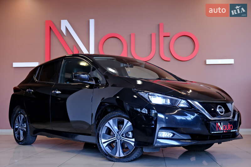 Хетчбек Nissan Leaf 2022 в Одесі