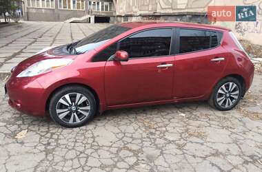 Хэтчбек Nissan Leaf 2015 в Кривом Роге