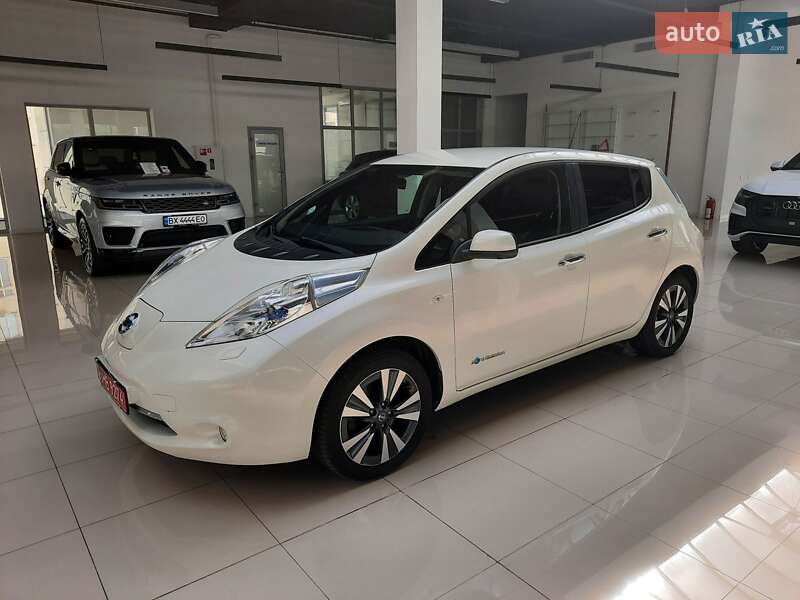 Хэтчбек Nissan Leaf 2017 в Хмельницком