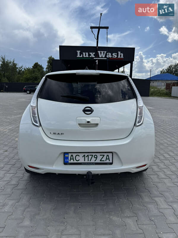 Хэтчбек Nissan Leaf 2017 в Луцке