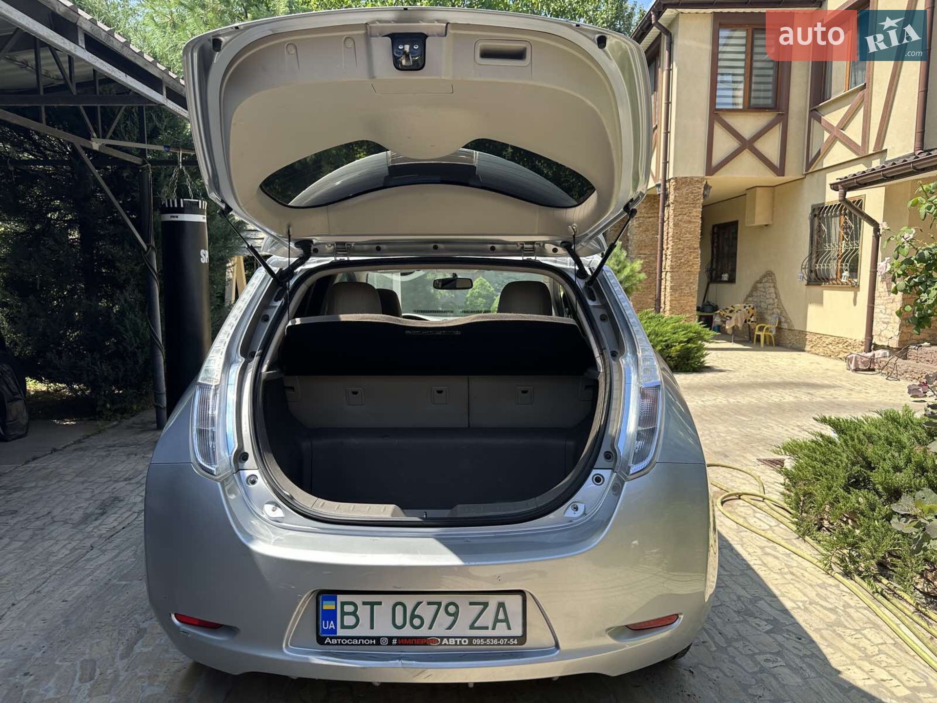 2011 Nissan Leaf - мініатюра 8