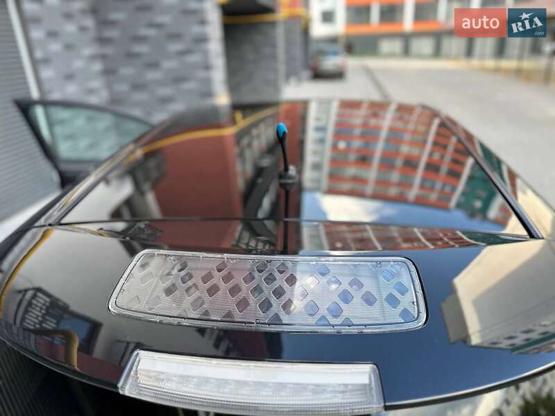 Хетчбек Nissan Leaf 2014 в Житомирі