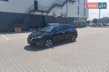 Хэтчбек Nissan Leaf 2020 в 