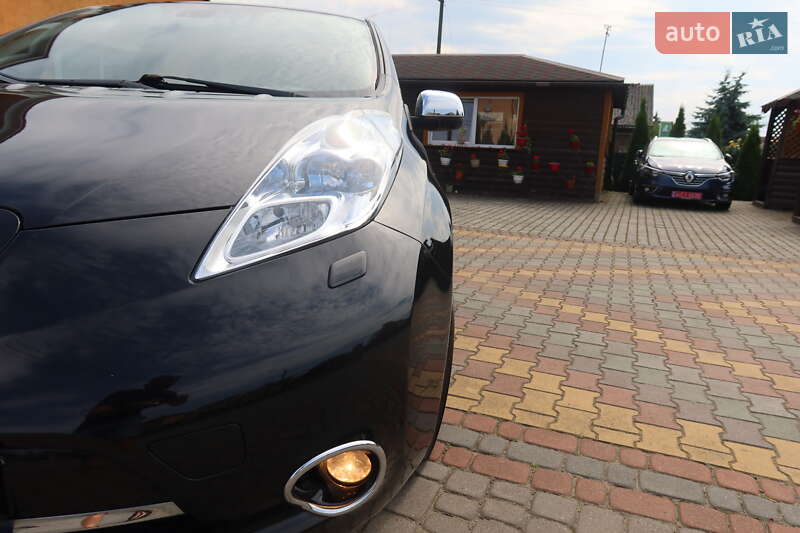 Хэтчбек Nissan Leaf 2013 в Самборе