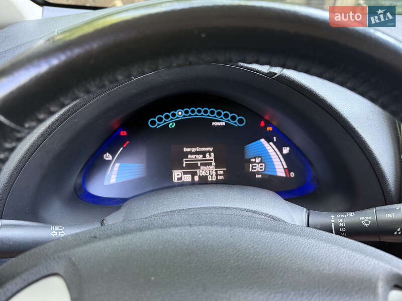 Хэтчбек Nissan Leaf 2015 в Виннице