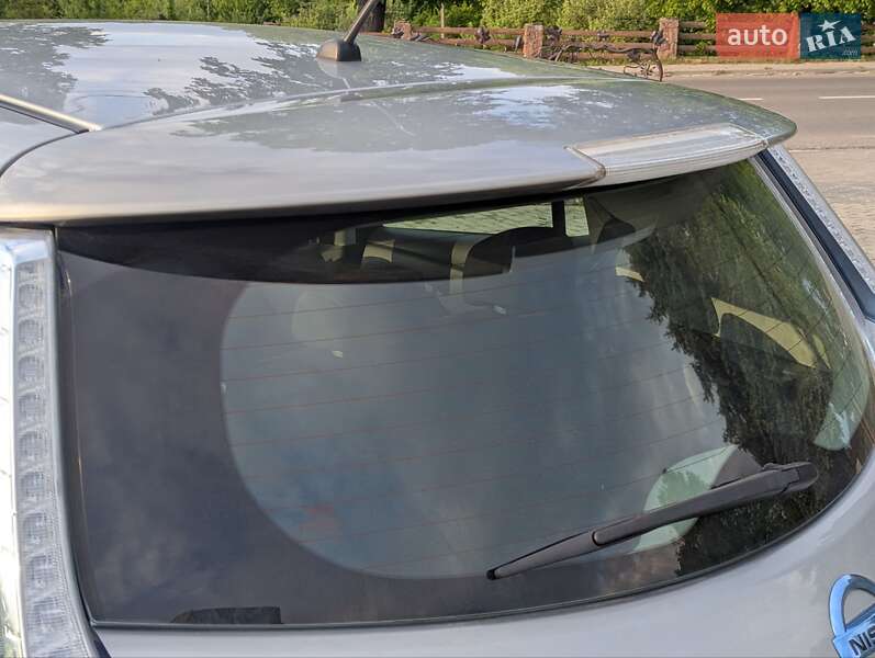 Хэтчбек Nissan Leaf 2013 в Дрогобыче