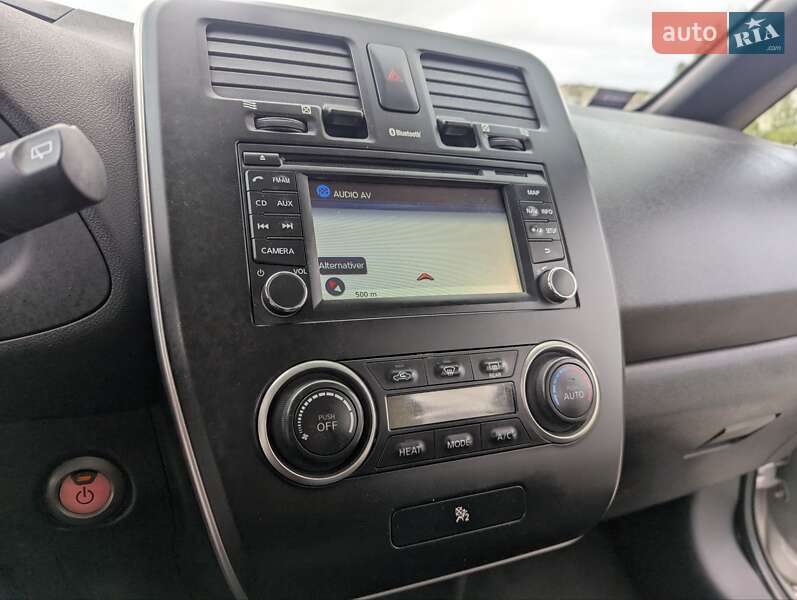 Хэтчбек Nissan Leaf 2013 в Дрогобыче